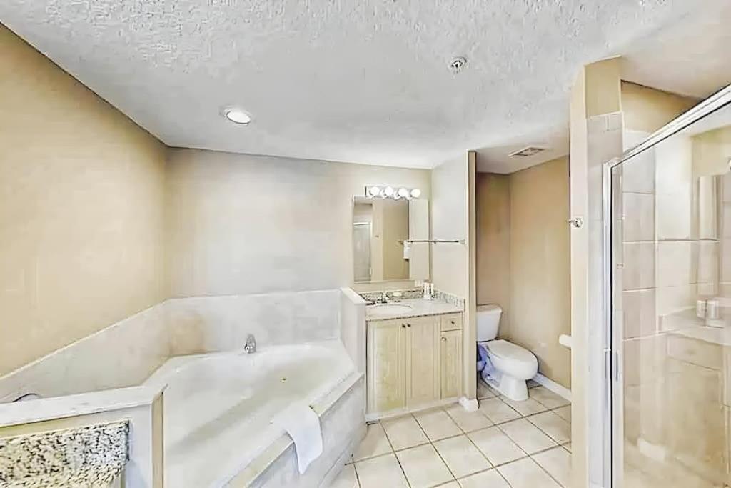Entire Rental 3-Br Minutes From Disney X8 Hot Tub Apartment 2204 Orlando Exterior foto